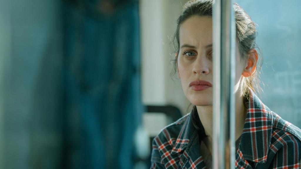 Milena Smit en 'La chica de nieve'