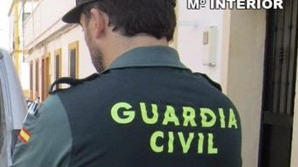 Detenidas seis personas por desórdenes públicos, daños y lesiones en una pelea en Coín