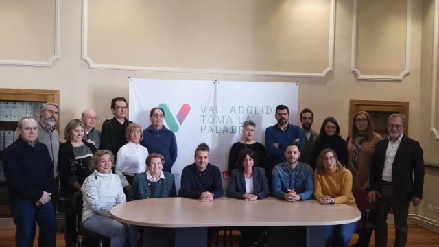 Candidatos de VTLP, presentes este jueves en el Ayuntamiento.