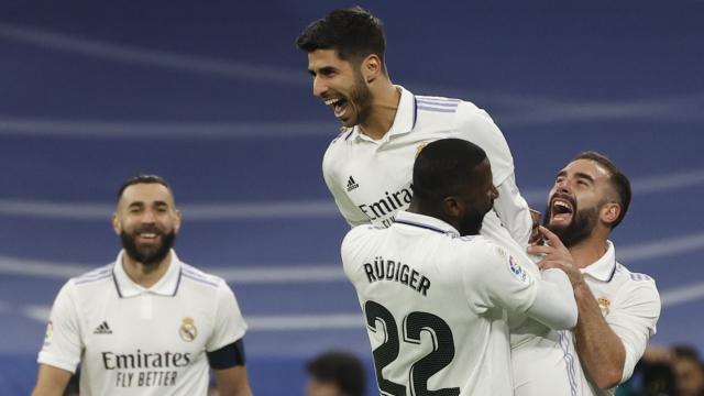Asensio celebra su gol en el Real Madrid - Valencia