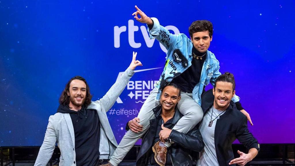 Los cuatro miembros de Unique durante la promoción del Benidorm Fest 2022.