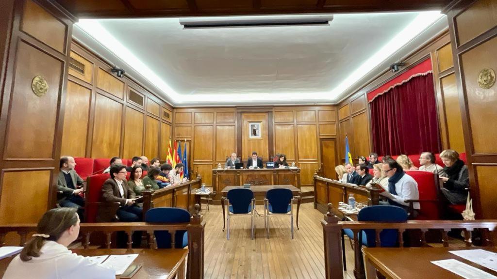 El plenon del Ayuntamiento de Alcoy donde se ha aprobado la ordenanza.