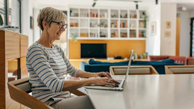 Estos son los españoles exentos de presentar la declaración de la Renta en 2023.