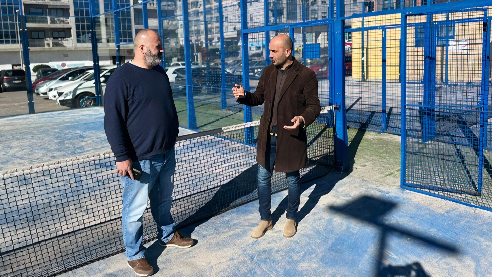 El alcalde de O Porriño, Alejandro Lorenzo, en las pistas de pádel.