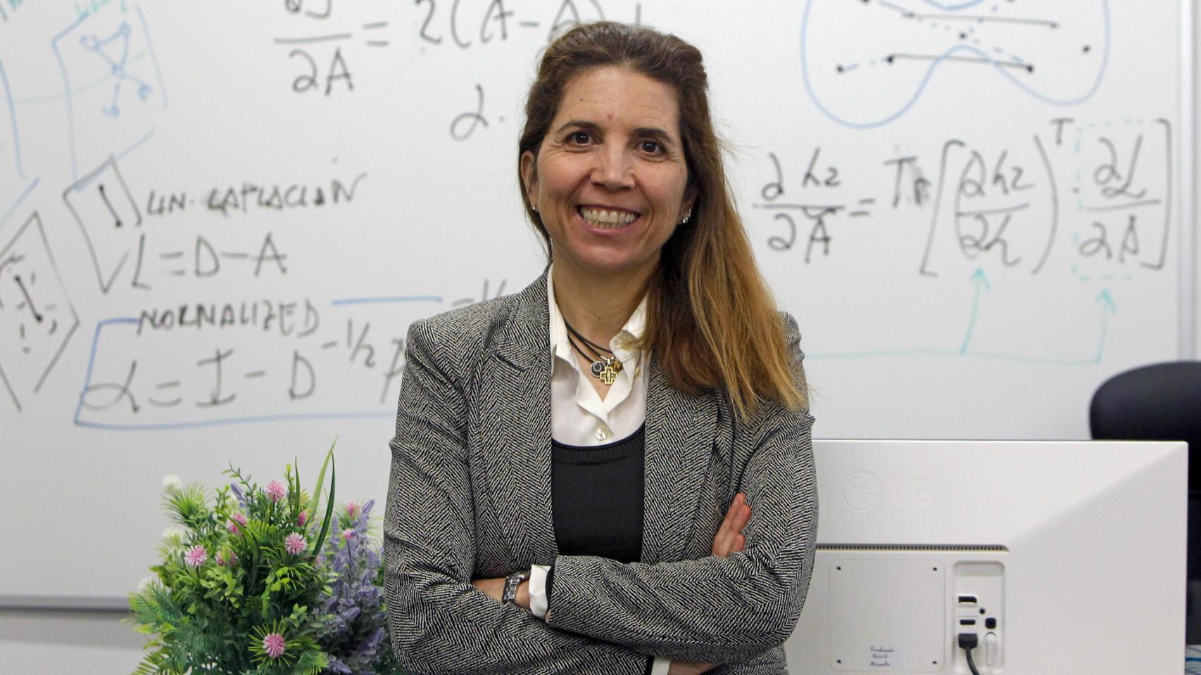 La directora de Fundación ELLIS en Alicante, Nuria Oliver.