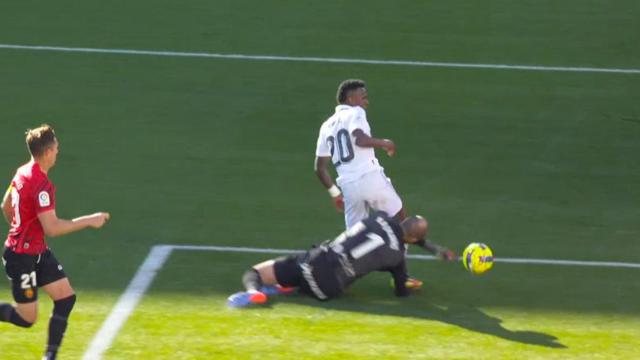 Penalti sobre Vinicius