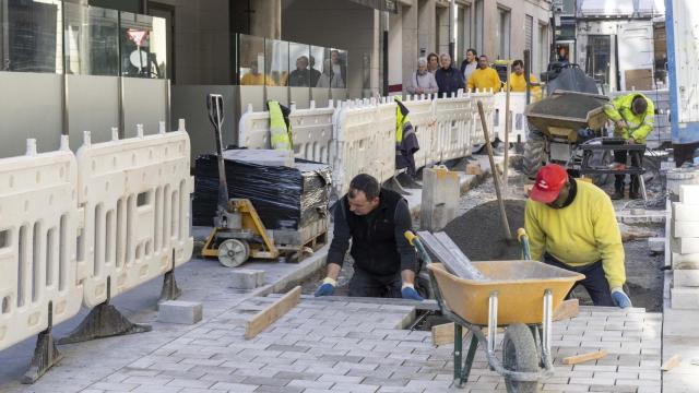 Obras en la calle Torreiro de A Coruña.