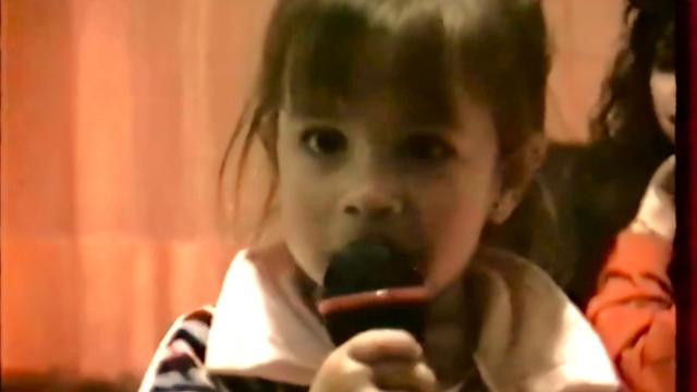 Blanca Paloma en uno de los muchos vídeos familiares que grababan en su casa de El Altet.