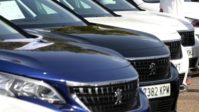 Varios coches a la venta en Toledo.