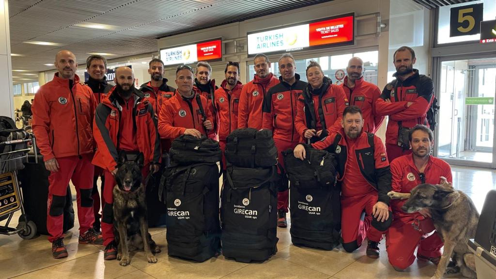 La expedición de Girecan que salió este martes de Madrid.