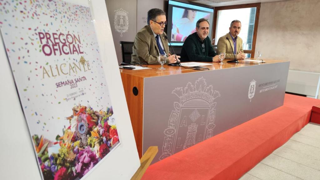 Presentación del pregón de la Semana Santa alicantina, este martes.