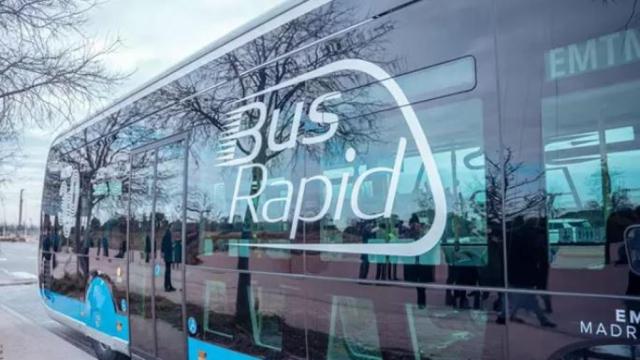 Así será el primer Bus Rapid de Madrid: en vías separadas del resto y con cien pasajeros