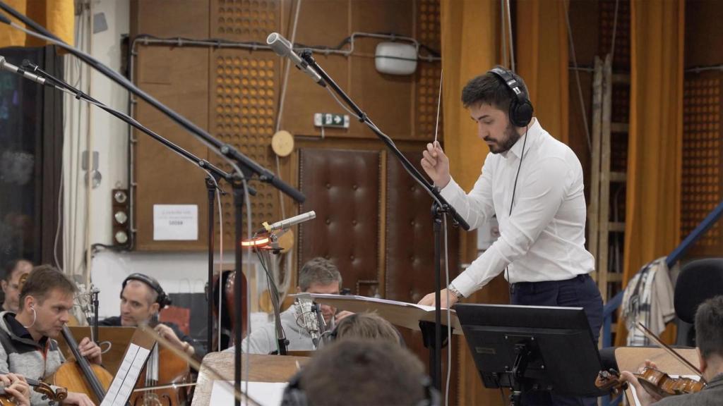 Jesús Martín-Fernández dirigiendo a la Orquesta Sinfónica de Budapest.