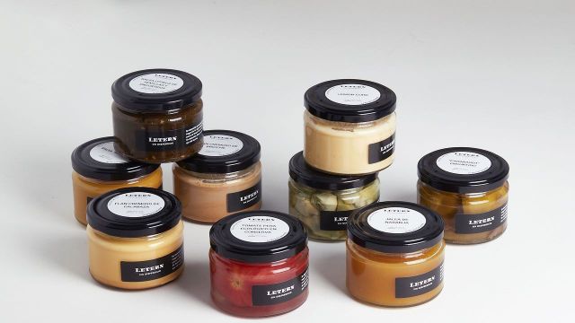 'Letern sin desperdicio' los productos que nacen del aprovechamiento de los ingredientes de la cocina de Ricard Camarena