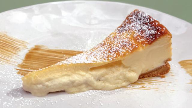 El secreto de Dabiz Muñoz para que la tarta de queso quede súper cremosa.