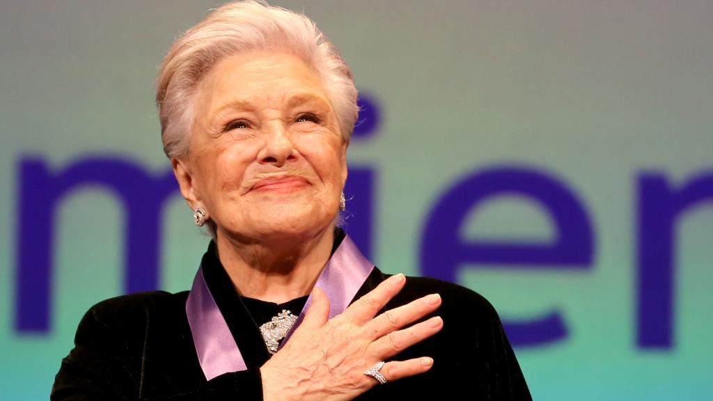 Lola Herrera durante el acto de entrega de la Medalla de Oro de Valladolid. (Archivo)