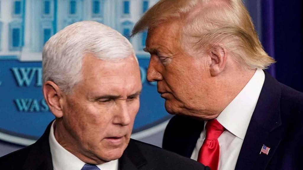 El exvicepresidente de Estados Unidos Mike Pence con Donald Trump.