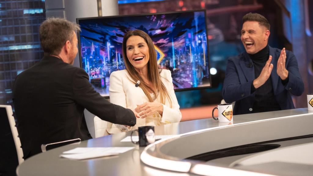 Pablo Motos, Joaquín y Susana Saborido en El Hormiguero.