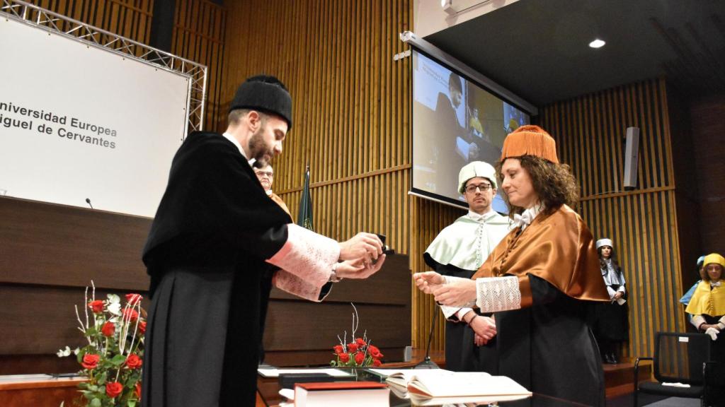 Elena García Armada, Doctora Honoris Causa por la UEMC