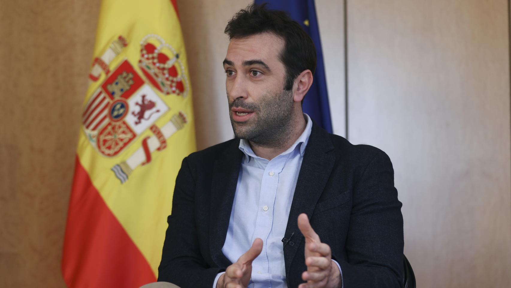El secretario general del Tesoro, Carlos Cuerpo, durante una entrevista.