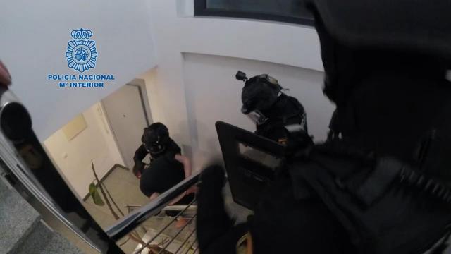 Policías nacionales en una operación.