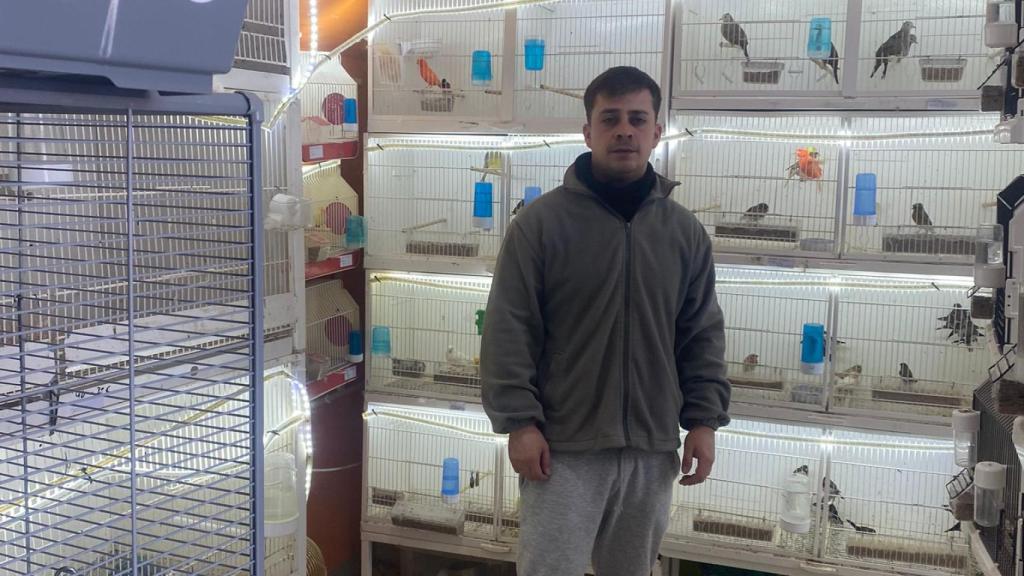 José Antonio, en su tienda de Sanlúcar de Barrameda.