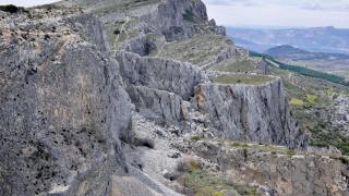 Vistas a Avencs de Partagat en la sierra de Aitana.