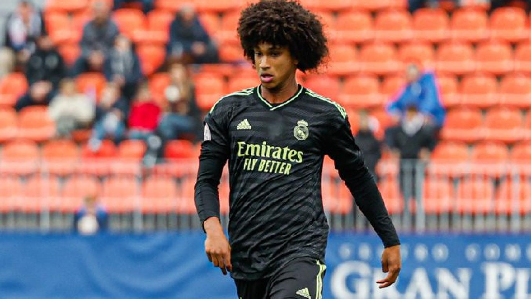 Peter durante un partido con el Castilla contra el Córdoba