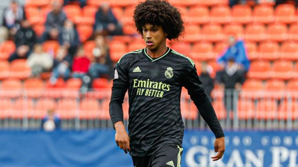 Peter durante un partido con el Castilla contra el Córdoba