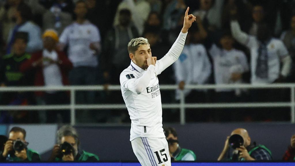 Fede Valverde se lleva el dedo a la boca dedicando el gol a su futuro bebé.