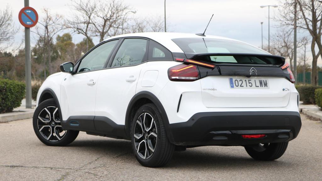 El Citroën C4 eléctrico es uno de los coches más vendidos.