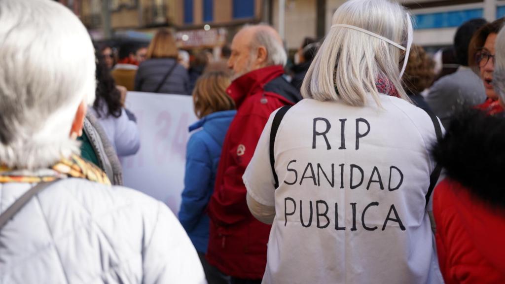 Pancartas en defensa de la sanidad pública en Madrid.