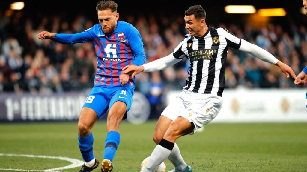 El Deportivo Eldense en su partido contra el Castellón.