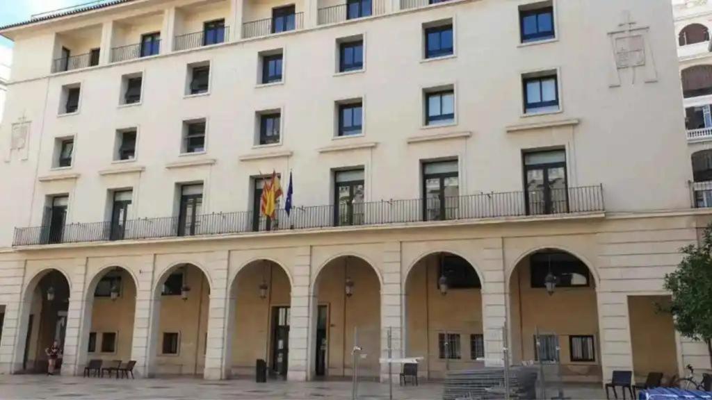 Juzgan a tres sicarios por asesinar a un presunto traficante en El Campello: No soy un asesino