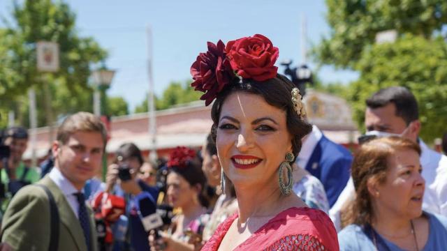 Macarena Olona en la Feria de Sevilla.