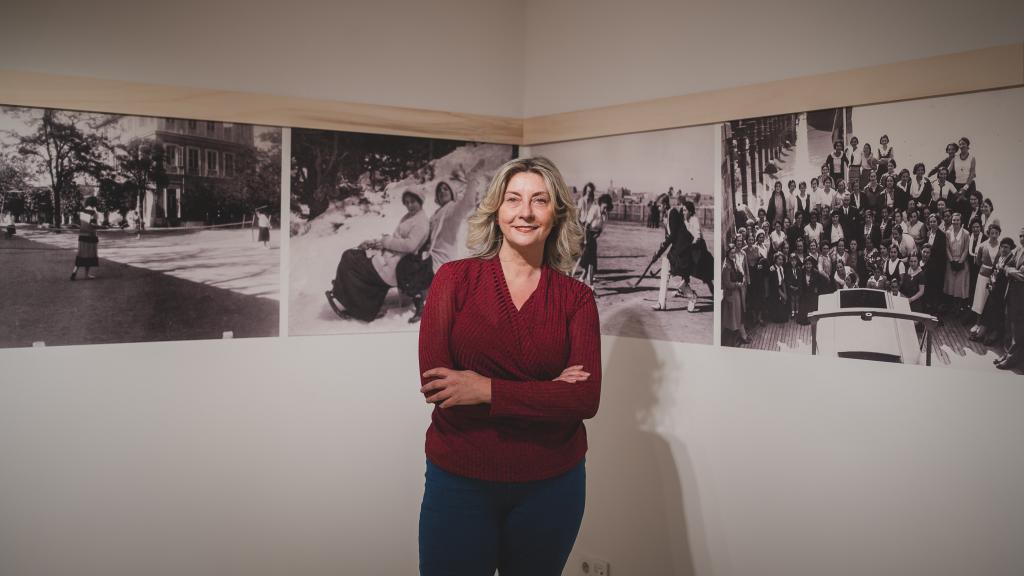 Margarita Márquez, en otro rincón de la exposición.