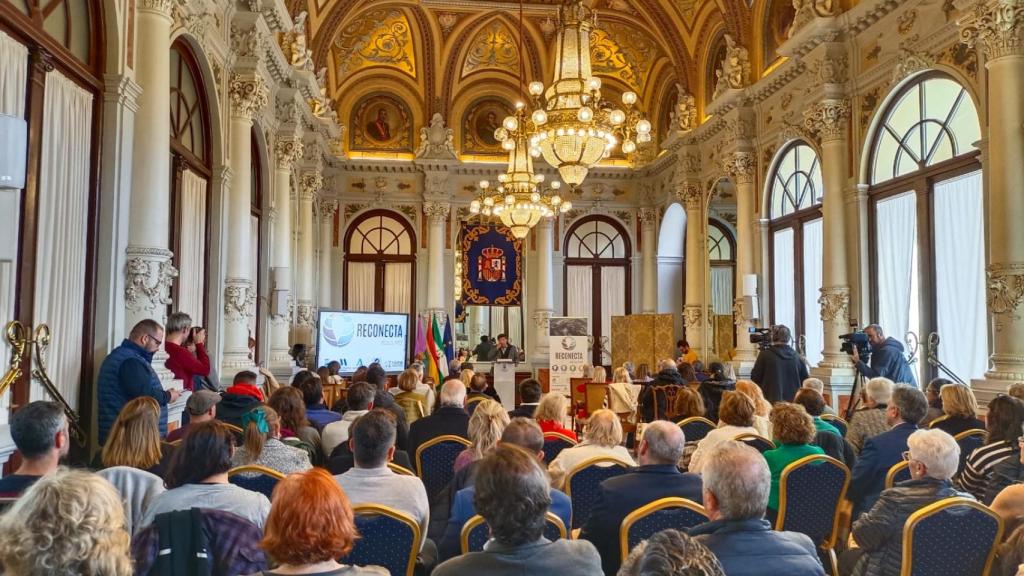 La conferencia inaugural en el Ayuntamiento de Málaga.