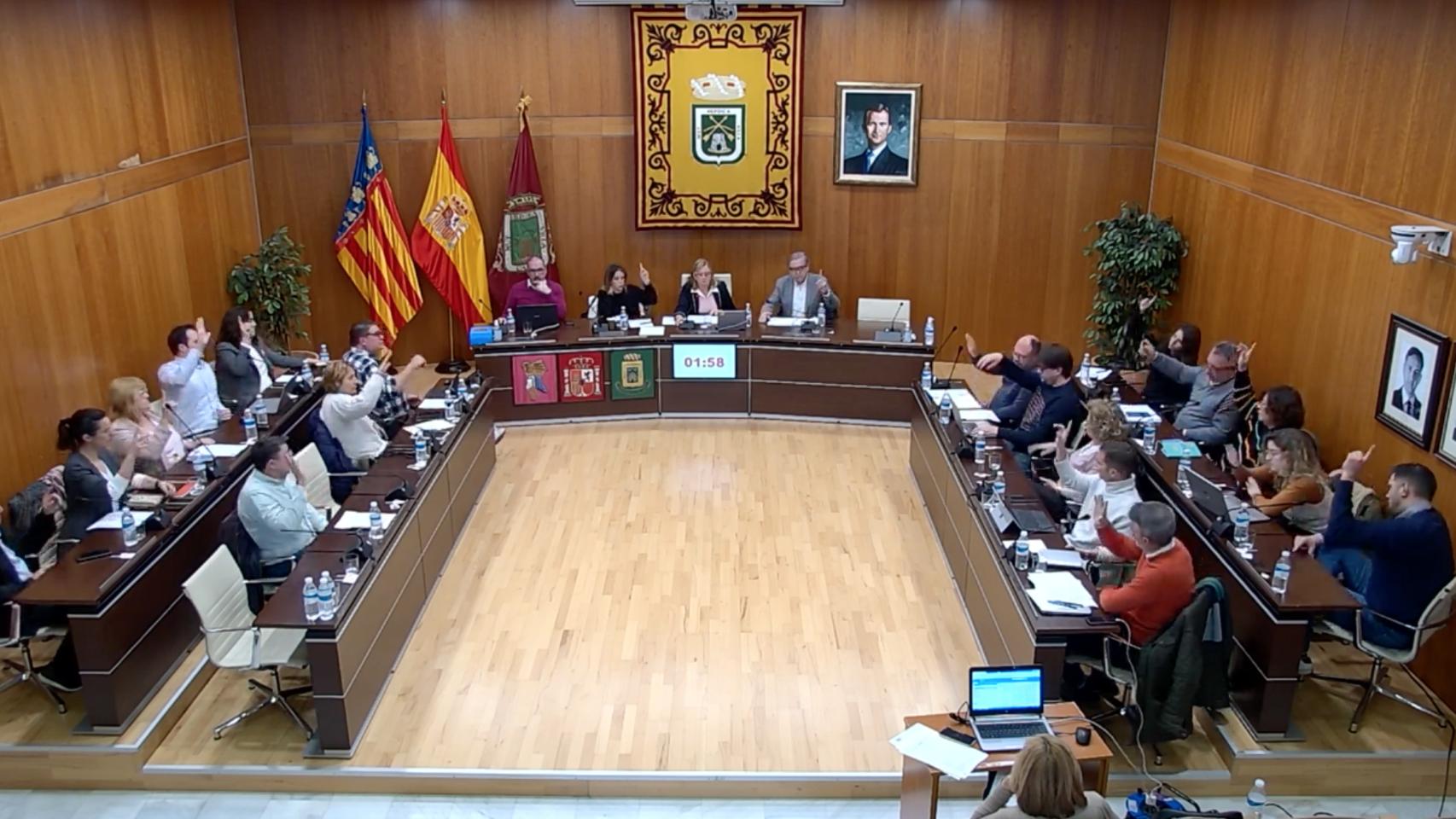 Pleno del Ayuntamiento de Calpe donde se ha solicitado la medalla.