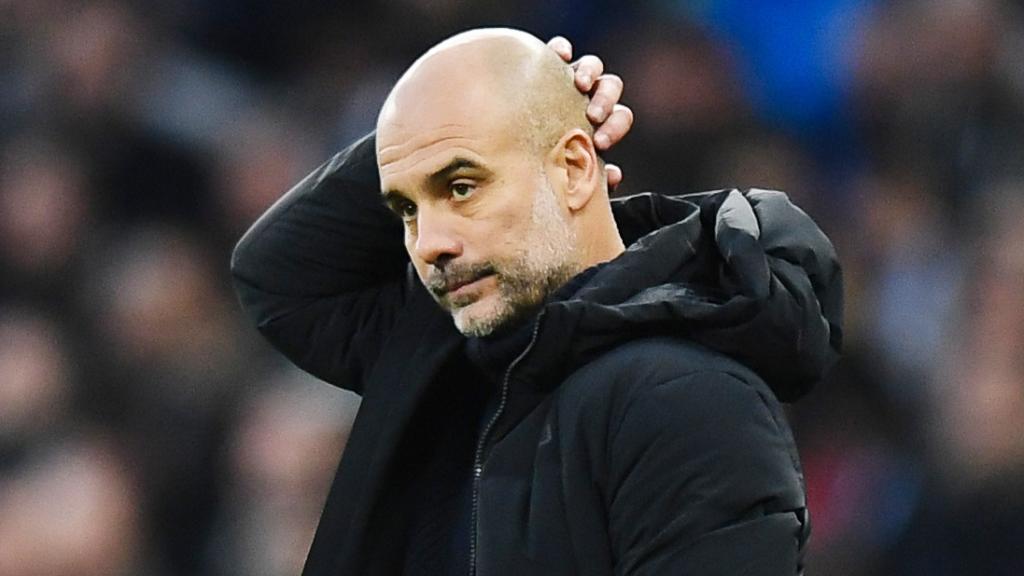 Pep Guardiola durante un partido en el Etihad Stadium