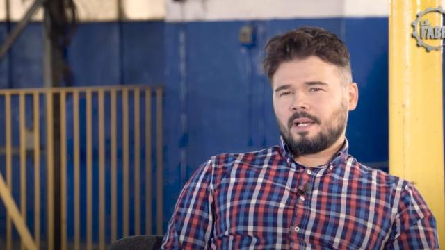 El portavoz parlamentario de ERC, Gabriel Rufián, en su programa de entrevistas 'La Fábrica'.