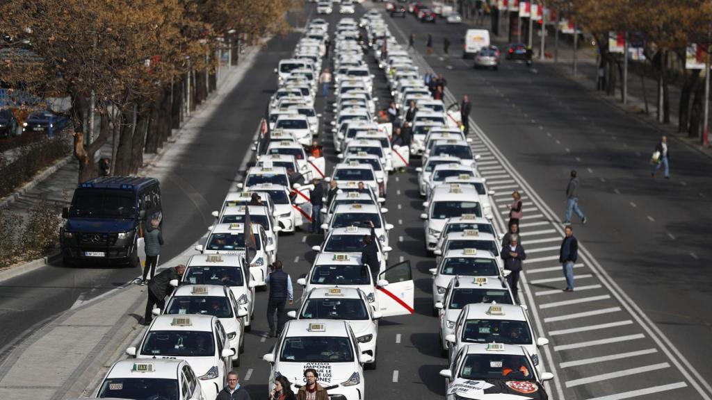 Protesta de los taxis en febrero de 2023 en Madrid.