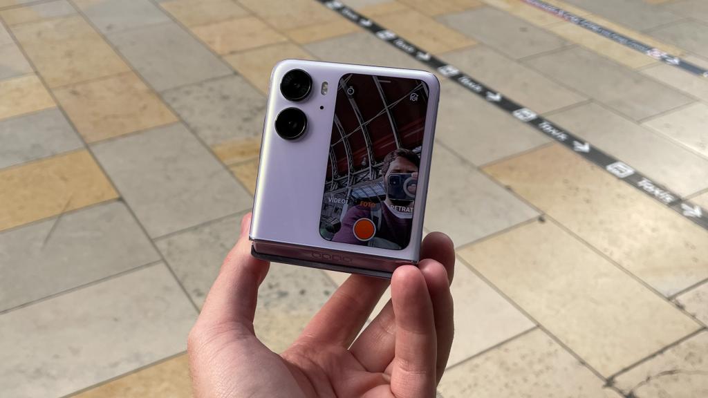 OPPO Find N2 Flip