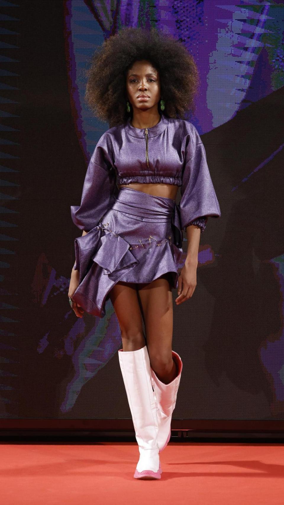 Modelo del desfile 'Inefable' de María Lafuente.