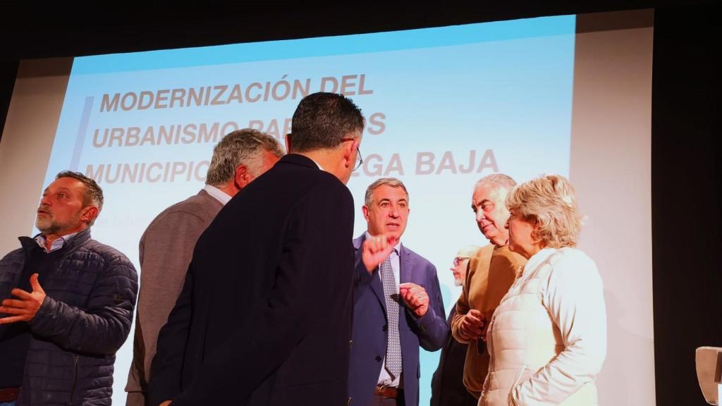Presentación en Rafal de la nueva herramienta para la consulta en línea del urbanismo en la Vega Baja.