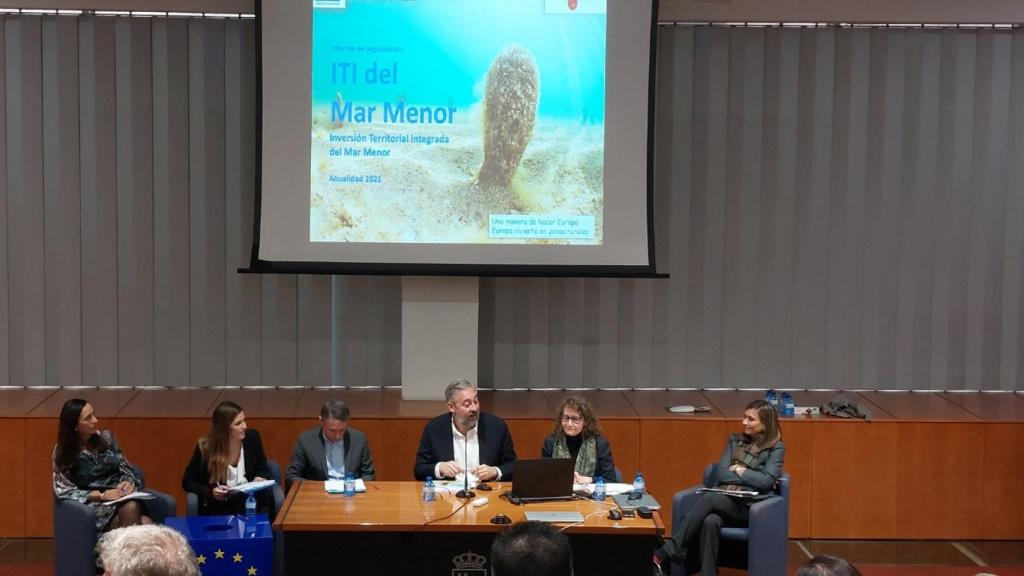 Víctor Manuel Martínez, secretario general de la Consejería de Medio Ambiente, en la reunión anual del comité de seguimiento de los fondos Feder, celebrada en noviembre de 2022, donde alertó del bajo nivel de ejecución de fondos de la Moncloa.