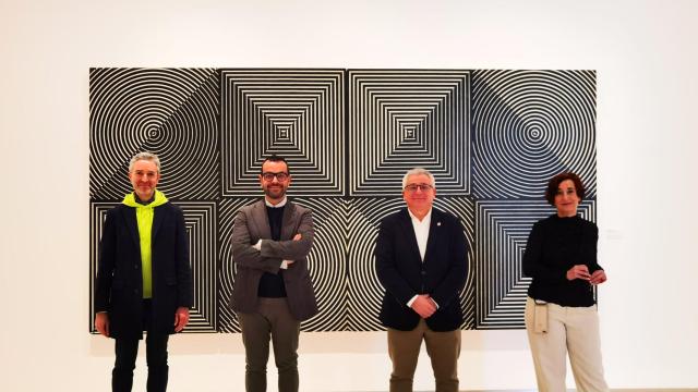 Ximo López Camps y Antonio Manresa, centro, junto a José Luis Pérez Pont y Rosa Castells.