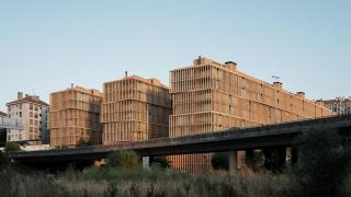 Tres edificios para 125 viviendas, Santiago