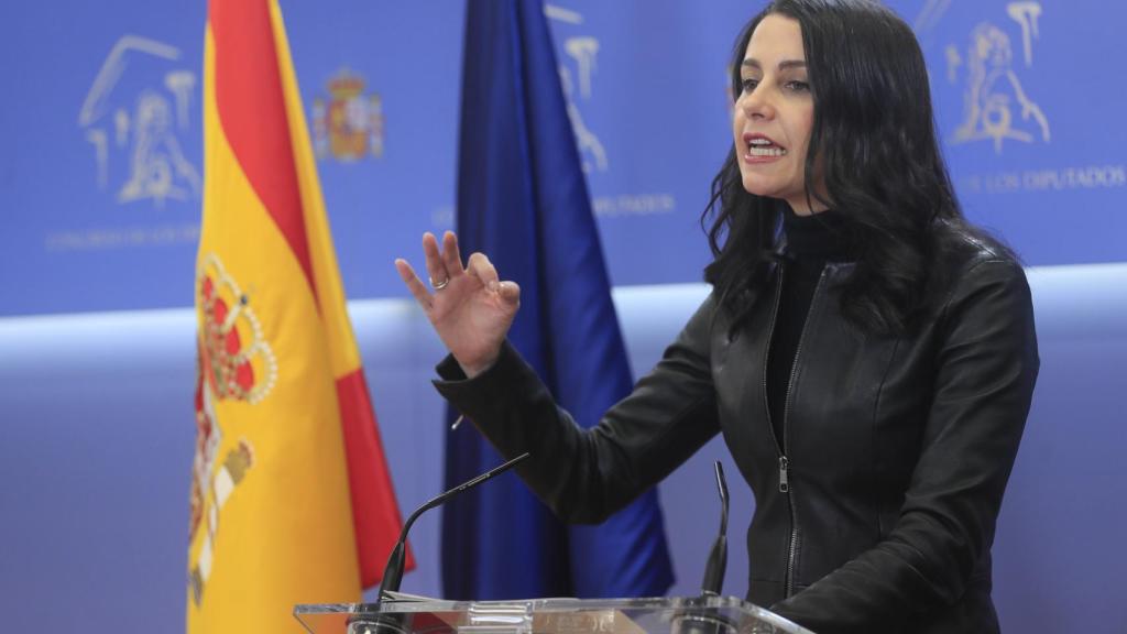 Inés Arrimadas en la sala de prensa del Congreso de los Diputados.