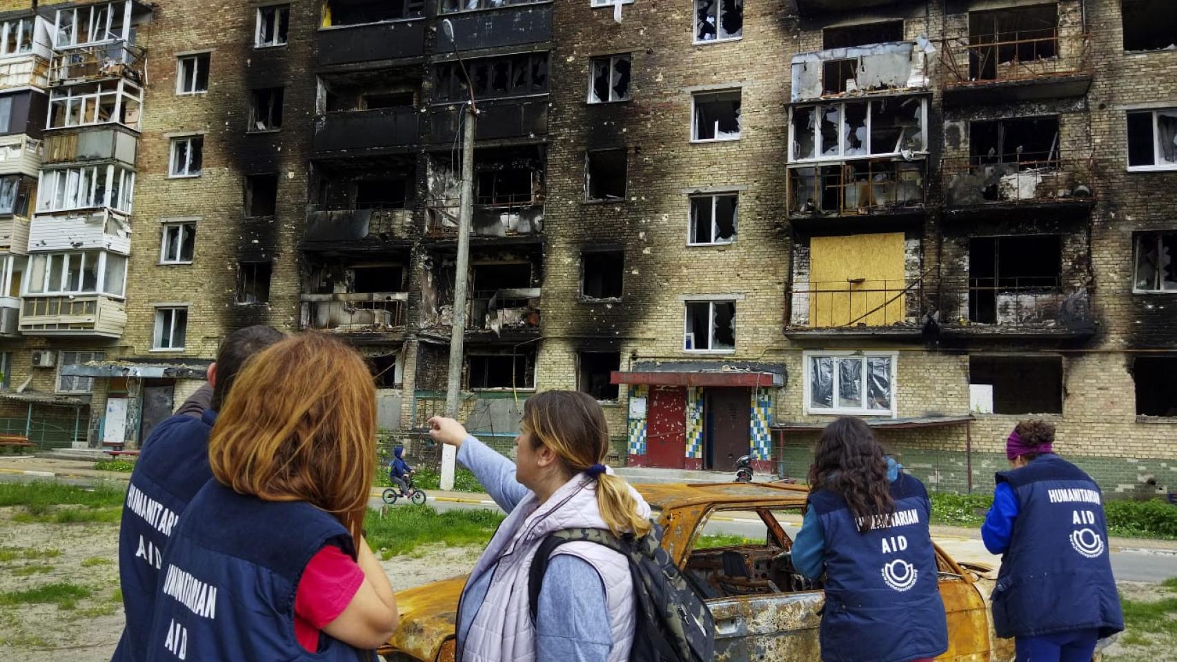 Voluntarios de Juntos por la Vida realizan tareas solidarias en Ucrania.