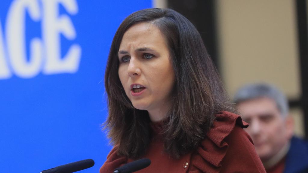 La líder de Podemos y ministra de Derechos Sociales, Ione Belarra interviene en la III Conferencia Europea por la Paz, este viernes en Madrid.